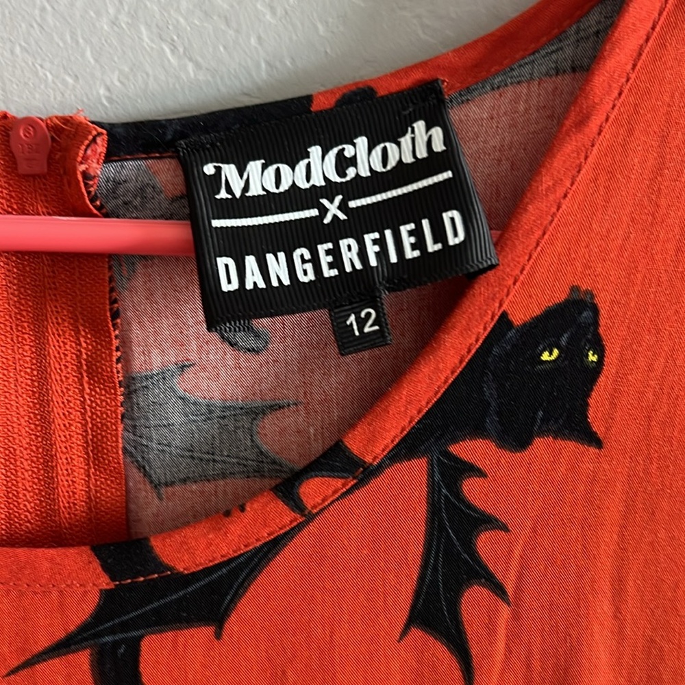 Batcat Dress - Picture 2 of 4